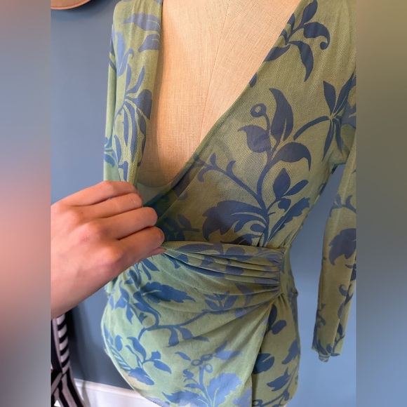 Vintage Y2K Sweet pea mesh Green floral wrap top sz medium - Picture 7 of 7